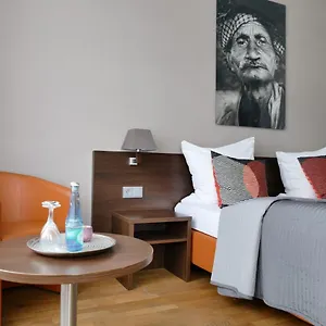 https://hotel-brauhaus-kolnisch-wasser.dusseldorf-hotel.net