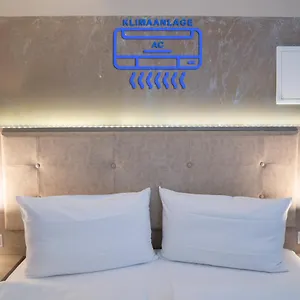 3* Otel Alpha & Omega