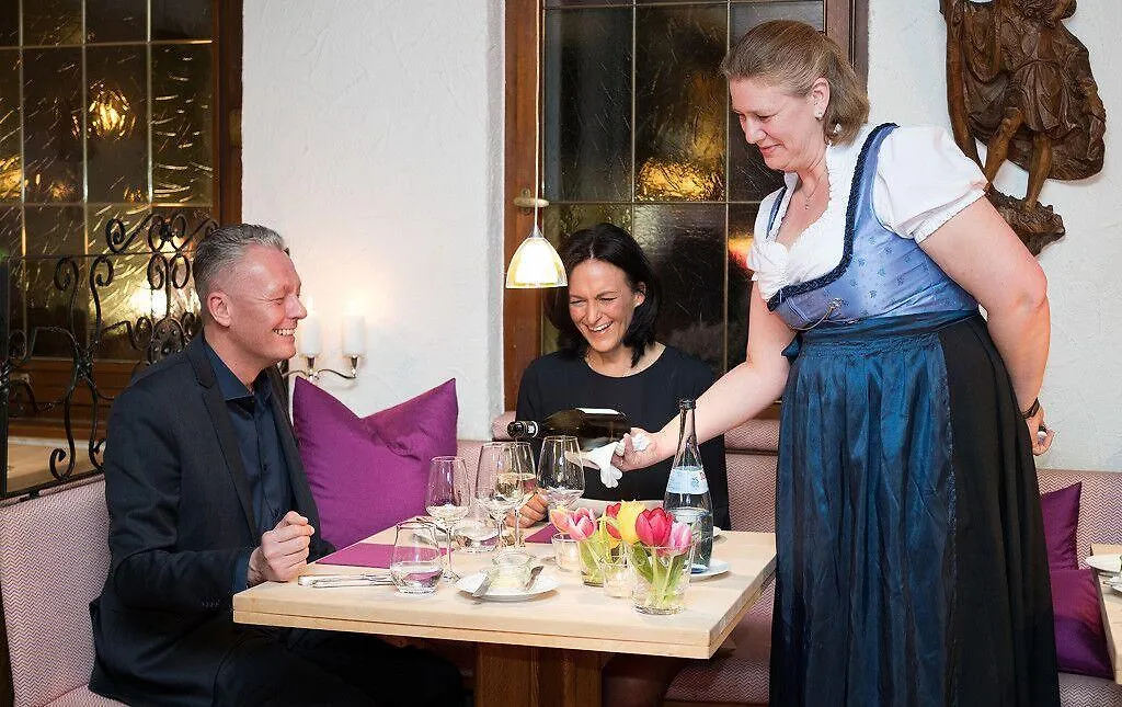 Hotel Restaurant Krehl'S Linde Stuttgart